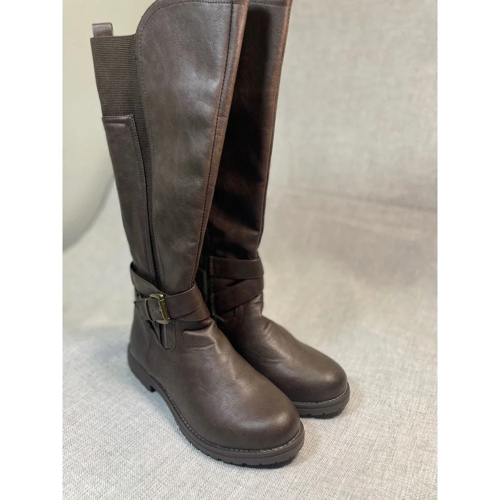 GC Shoes Women Size 8 Brown Faux Leather Riding Boots Knee‎ High Buckle Zip